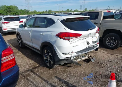 2018 Hyundai Tucson Value из США, поврежденный, VIN KM8J33A20JU769665